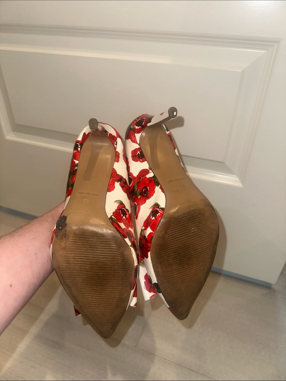 GUC Betsey Johnson Brand Red Rose Floral Bow Pointed-Toe High Heels White Flower - Picture 9 of 16
